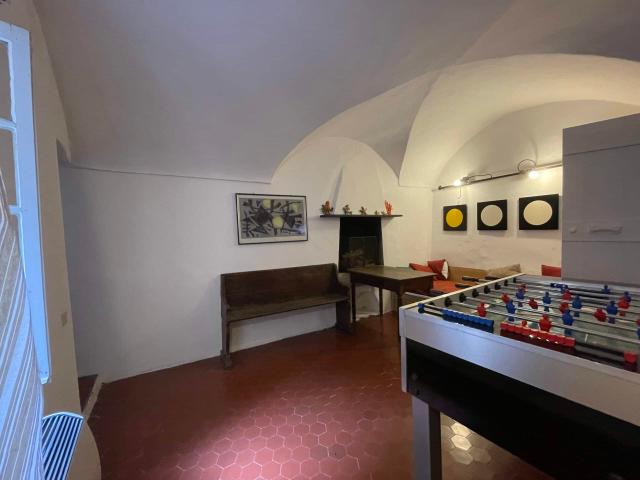 SAN DONATO, affittasi ampio bilocale vuoto appartamento CV IMMOBILIARE di Cristina Valent