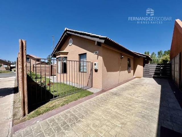 SAN ESTEBAN ARRIENDA CASA 3D 2B 3E COND ALTO SAN ESTEBAN