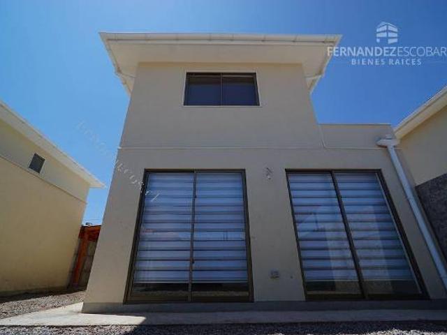 SAN ESTEBAN ARRIENDO CASA 3D 2B LAS VIZCACHAS