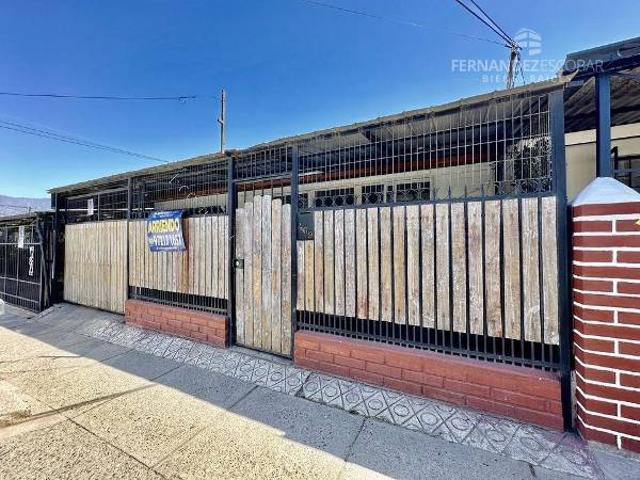 SAN FELIPE ARRIENDA CASA 3D 1B 3E VILLA SANTA BRIGIDA