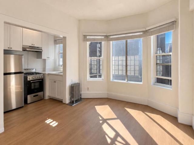 San Francisco CA 94109 LS105457128
