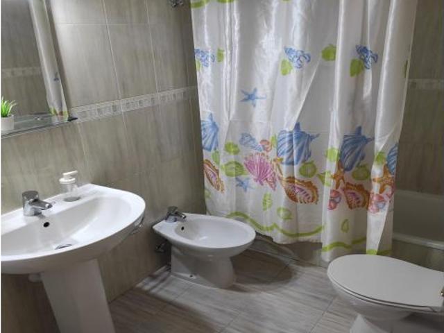 San Isidro, Piso 2 habitaciones, 2 baños, garaje. no necesita mejoras