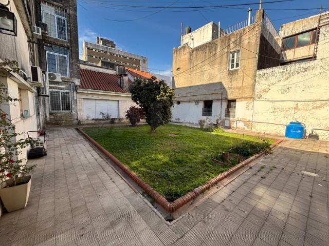 San Jerónimo 2300, Centro
