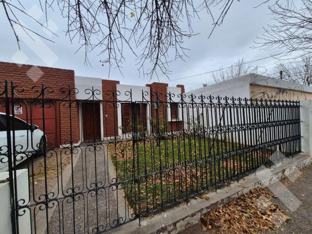 San Juan al 700, Argentina
