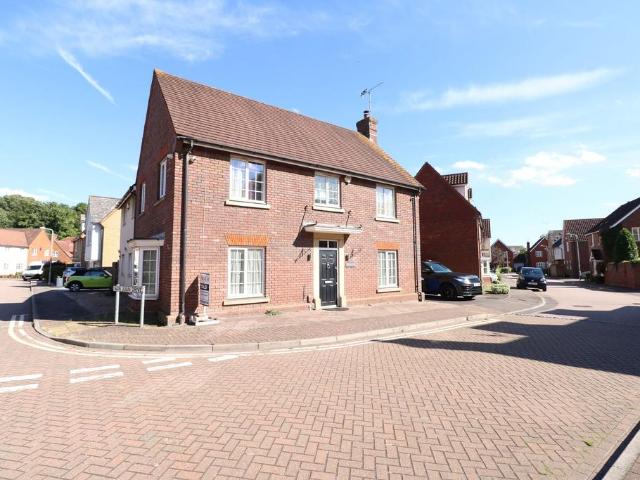San Juan Drive, Chafford Hundred, Grays 1 bed in a house share to rent £700 pcm £162 pw