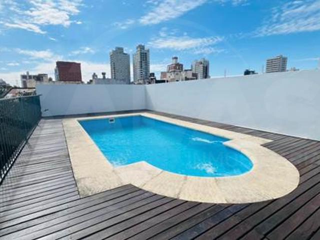 San Lorenzo 2700, Centro