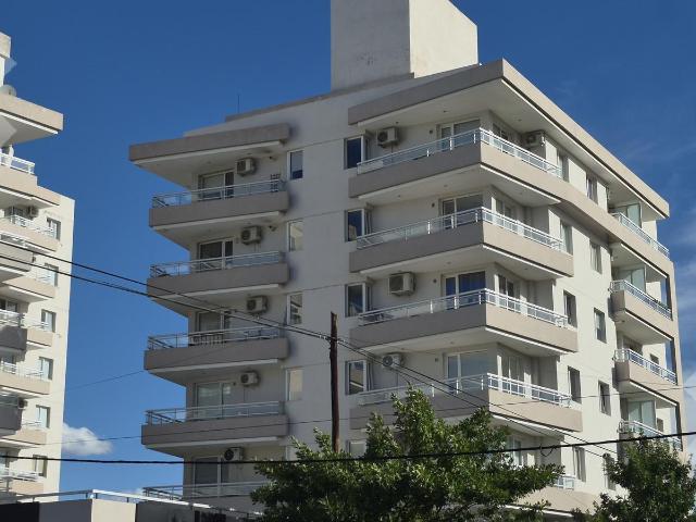 SAN MARTIN al 1200, Cipolletti, Argentina