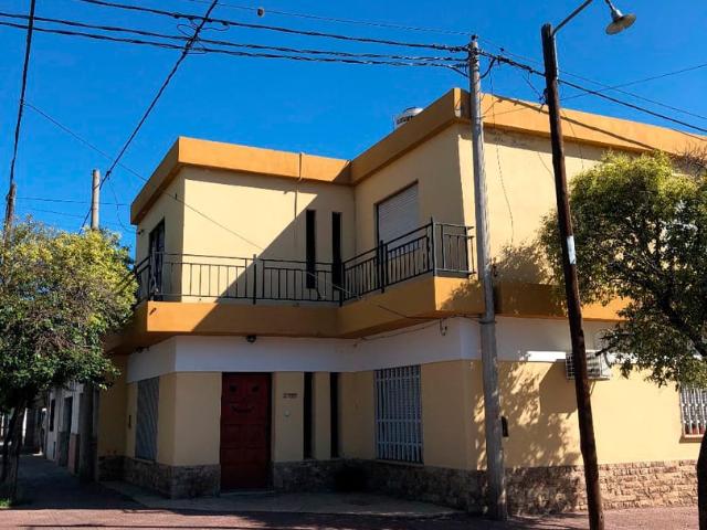 SAN MARTÍN COLOMBRES 2799 ALQUILER DEPARTAMENTO 2 DORMITORIOS