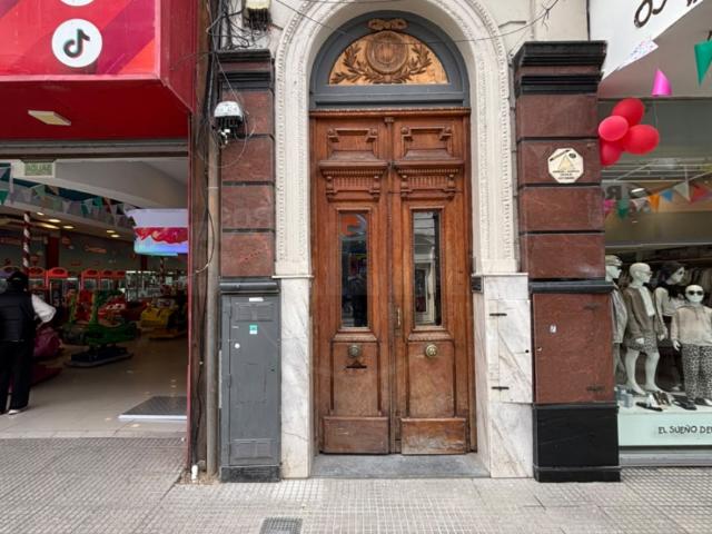 San Martin 2400, Centro