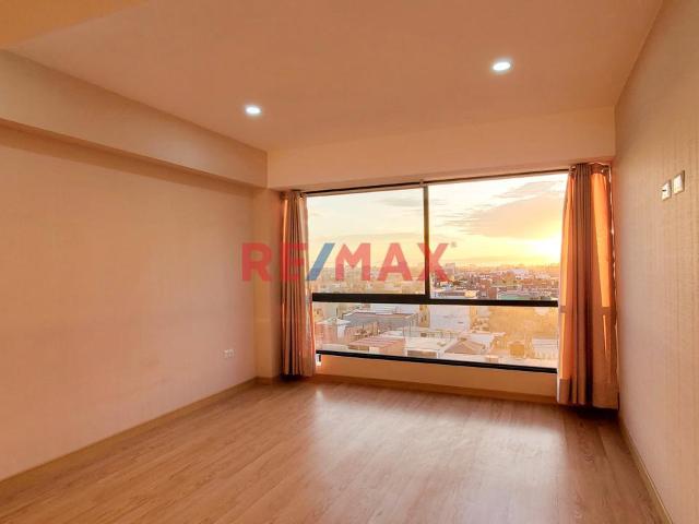 San Miguel | Moderno Depa De 2 Dorm. + Estudio