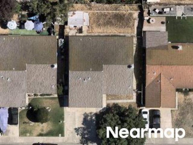 San Pedro Ave
