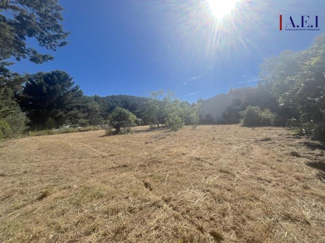 Sanary Maison individuelle sur 2920m2 de terrain, possibilité extension