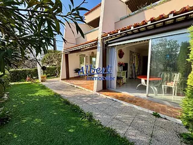 Sanary sur Mer 83110 Achat / Vente appartement 4 pièces t4 parking