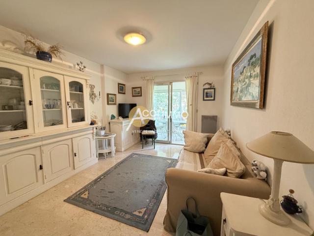 Sanary Portissol, Appartement T2 avec une loggia