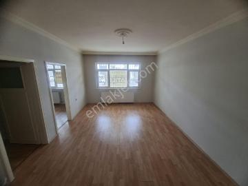 Sanatoryum Cad.yakını Katta 3+1 120m2