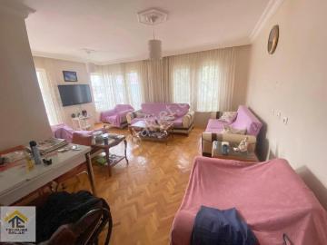 Sanatoryum Caddesi Yanı Katta 3+1 Bağımsız Manzaralı Güney