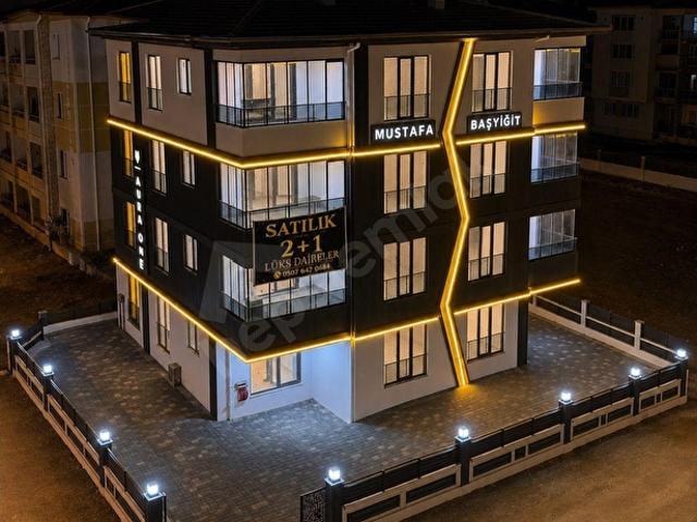 SANAYİ YOLU ÜZERİNDE SATILIK LÜKS 2+1 DAİRELER