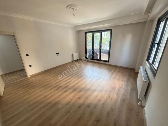 Sancaktepe Osmangazi Mahallesi'nde 2+1 100 M²satılık Daire
