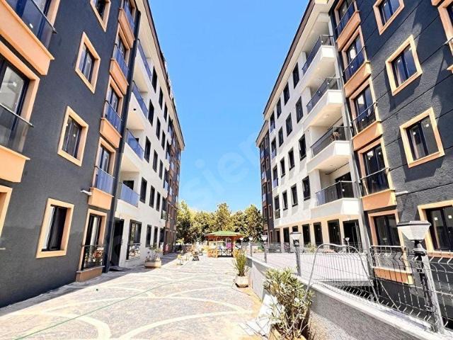 SANCAKTEPE AKPINAR BUTİK SİTE İÇİ 2+1 ARAKAT 85 M2 SATILIK DAİRE