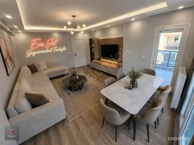 SANCAKTEPE DEMOKRASİ CADDESİ ÜZERNDE SATILIK 2+1 KULLANŞLI DAİRE