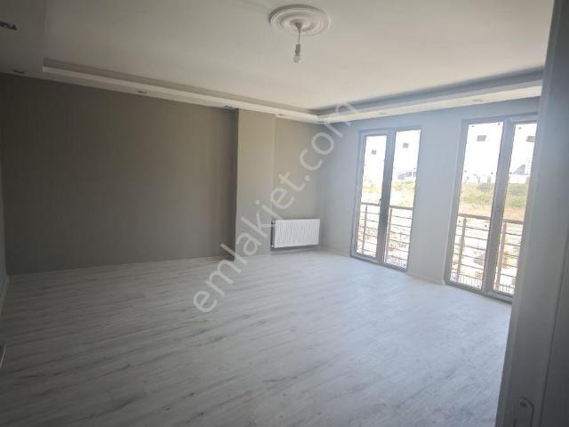 Sancaktepe Fatih Mahallesinde Sıfır Binada Kiralık 2+1 Daire