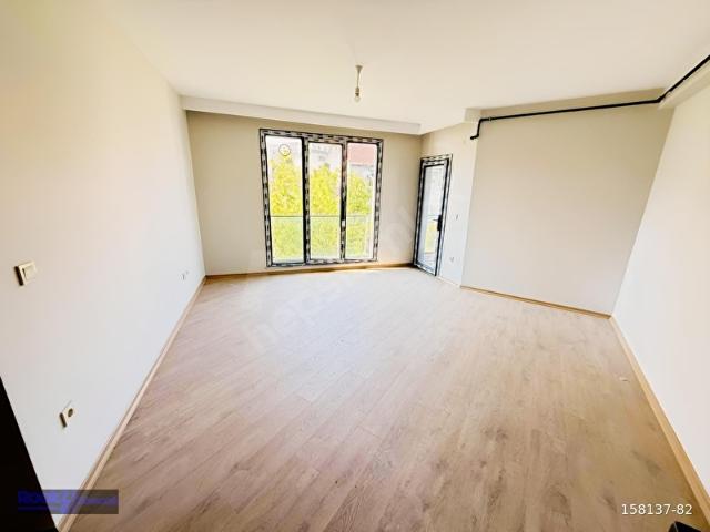SANCAKTEPE İNÖİNÜ MAHALLESİNDE SATILIK 1+1 DAİRE