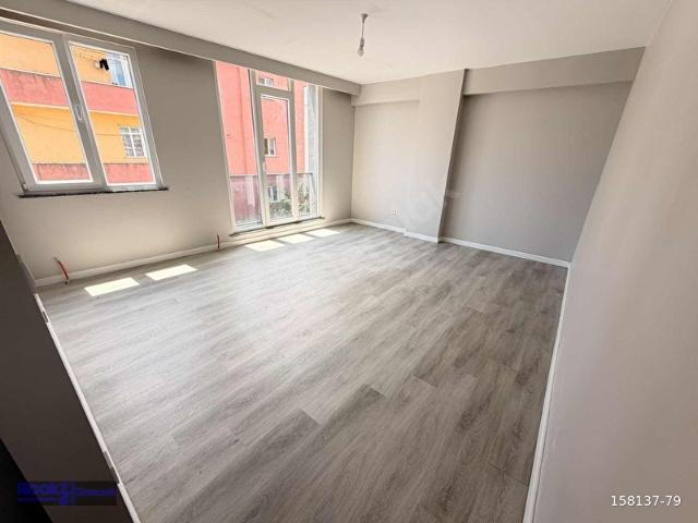 SANCAKTEPE SAMANDIRADA SATILIK 3+1 DAİRE