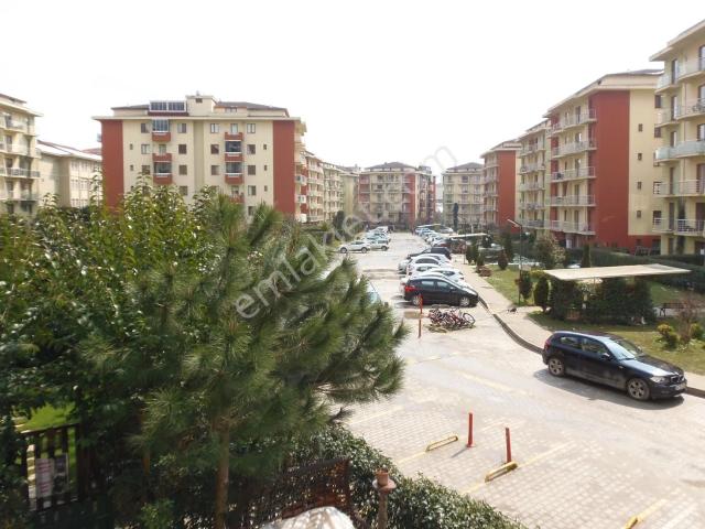 Sancaktepe Sarı Evler Sarıevler Satılık Bakımlı Güney 2+1 Daire