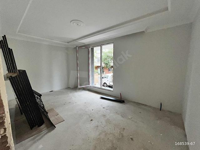 SANCAKTEPE SARIGAZİ MAHALLESİNDE SATILIK 1+1 AYRI MUTFAKLI DAİRE