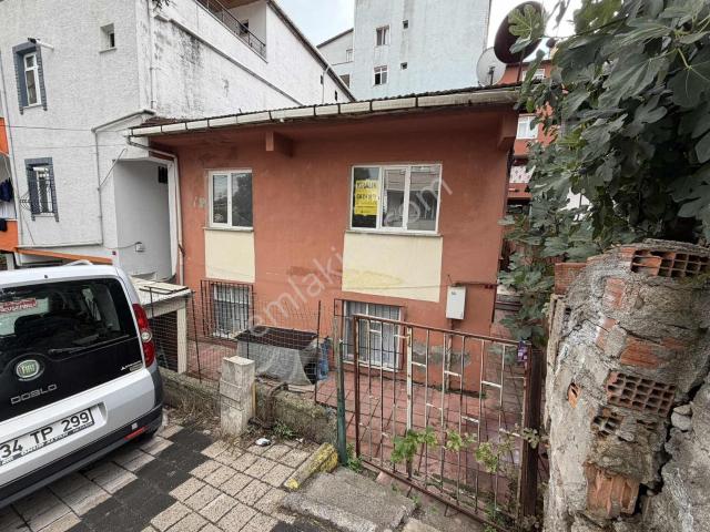 Sancaktepe Veysel Karani Metro Durağında Kiralık 2+1 Daire
