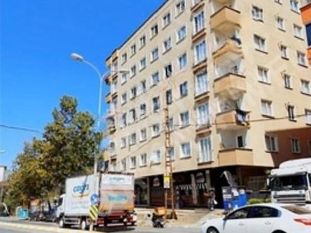 Sancaktepe Y. Doğanda.barboros Bulvarında Satılık 3+1 Daire