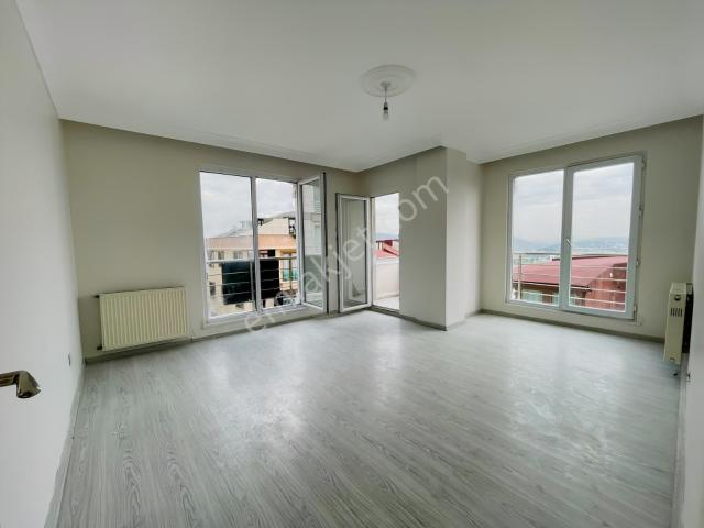 Sancaktepe Yenidoğan Kiralık 2+1 Sefa Tepesi Yanı Daire