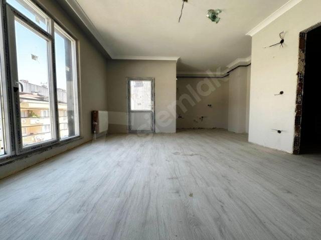 SANCAKTEPE'DE ACİL SATILIK 3+1 SIFIR DAİRE