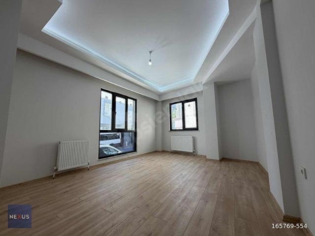 SANCAKTEPE'DE METROYA YÜRÜME MESAFESİNDE SATILIK 2+1 DAİRE
