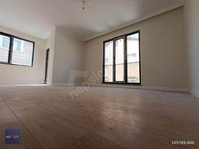 SANCAKTEPE'DE METROYA KOMŞU EMİNEVİME UYGUN SATILIK 3+1 DAİRE