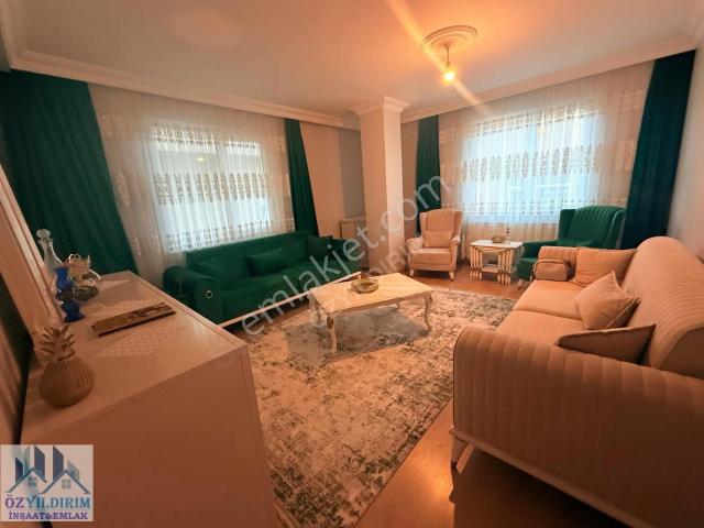 Sancaktepe'de Satılık 4+1 Ara Dubleks, 160m² Net, Merkezi Konum
