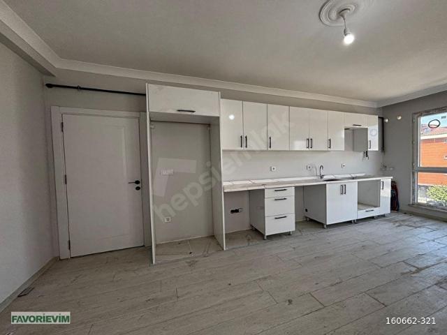 SANCAKTEPE'DE METROYA 5 DK 2+1 FIRSAT DAİRE