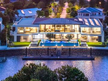 Sanctuary Cove's Crown Jewel | World Class Waterfront Estate