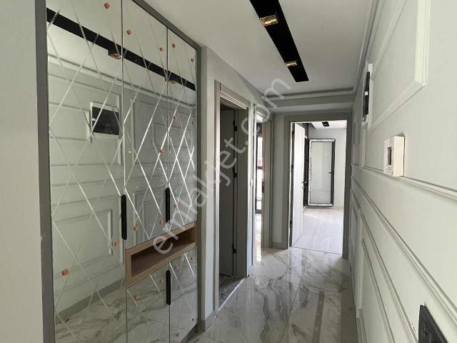 Sandıklı Mh 2+1 Ayrı Mutfaklı Lüx Daire