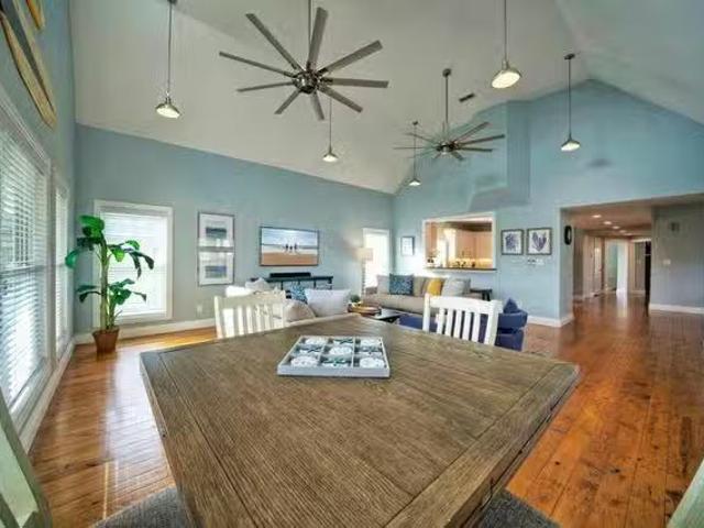 Sandcastle Drive