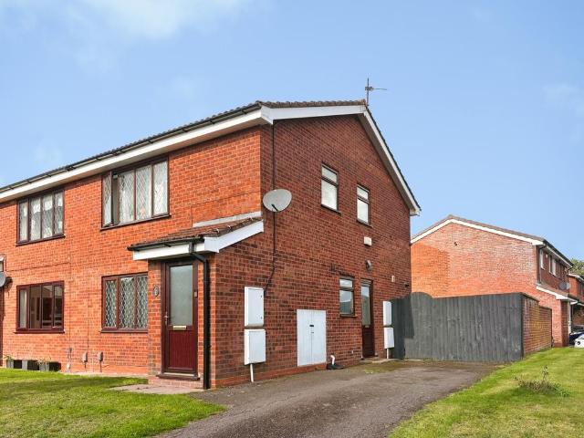 Sandalwood Close, Willenhall WV12 1 bed flat to rent £795 pcm £183 pw