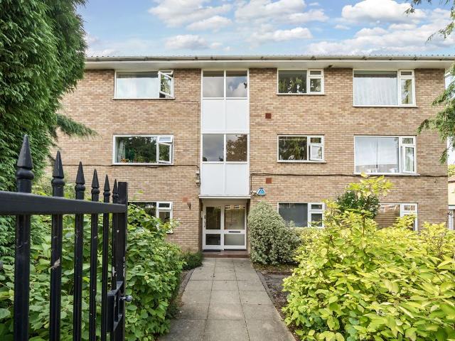 Sandal Road, New Malden KT3, 1 bed flat to rent, £1,600 pcm | PrimeLocation