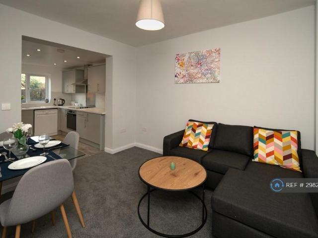 Sandbach Road, Bristol, BS4 4 bed terraced house to rent £2,795 pcm £645 pw