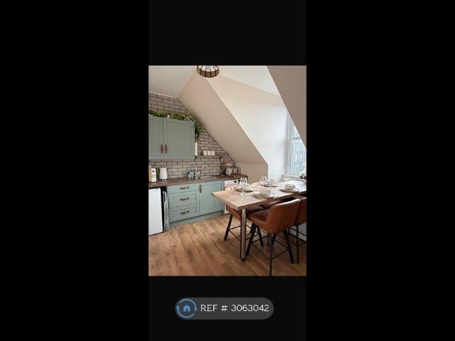 Sandgate, Ayr KA7, 2 bed flat to rent, £1,250 pcm | PrimeLocation