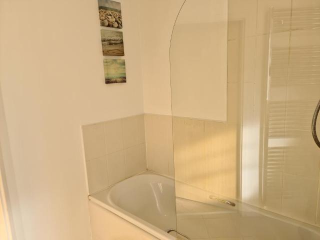 Sanderson Villas, Gateshead NE8 2 bed apartment to rent £895 pcm £207 pw