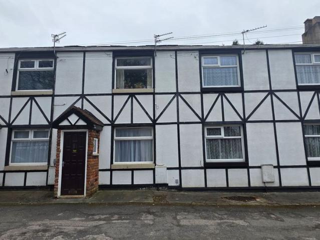 Sandfold, Stockport SK5, 3 bed property to rent, £1,200 pcm | PrimeLocation