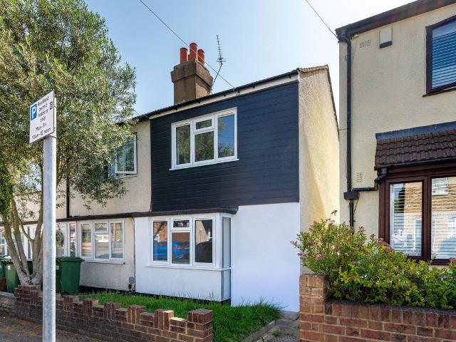 Sandford Road, Bexleyheath DA7, 2 bed semi detached house to rent, £2,000 pcm | PrimeLocation