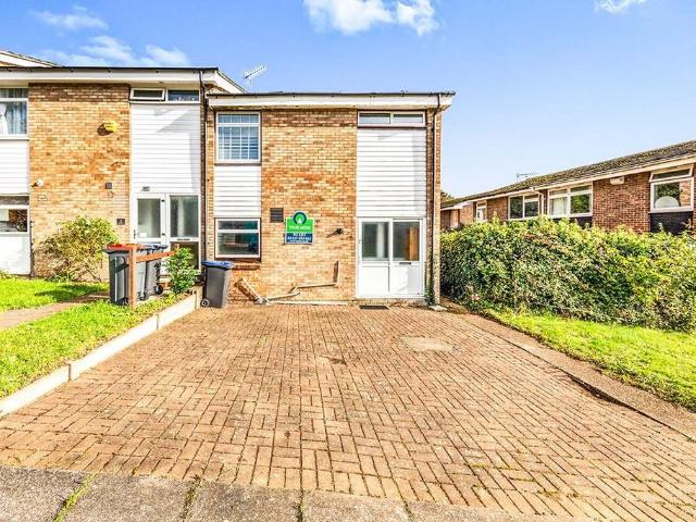 Sandhurst Close, Kent CT2 3 bed end of terrace house to rent £1,325 pcm £306 pw