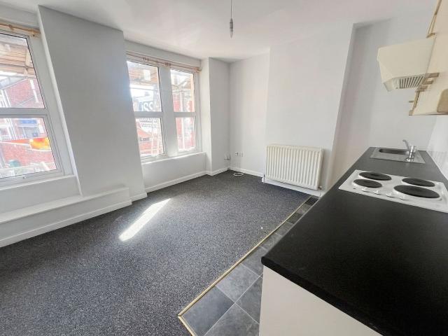 Sandhurst Road, Bristol BS4, 1 bed flat to rent, £1,050 pcm | PrimeLocation