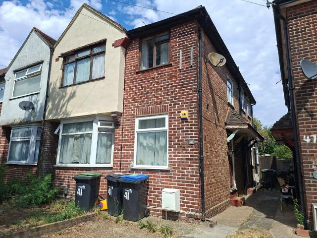Sandhurst Road, Lower Edmonton, London N9, 2 bed flat to rent, £2,200 pcm | PrimeLocation